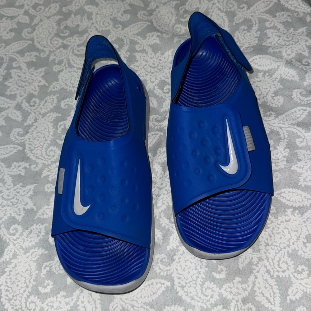 Nike Kids Sandals Size 4Y
